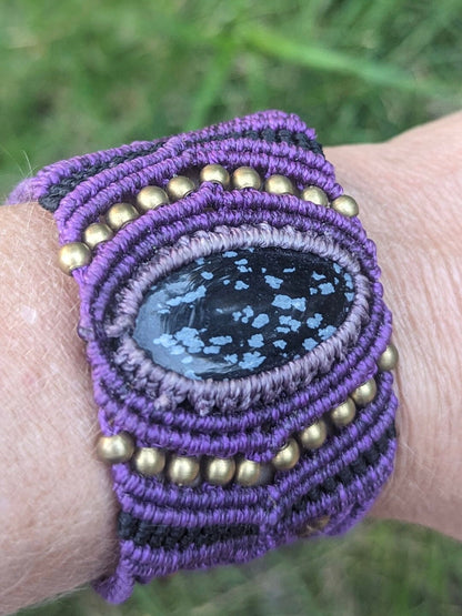 Armband aus handgeknüpftem Macramee mit Malachite, Makramearmband, Schutzstein, Chakra, Zauber, Goa ,Boheme, Elfen